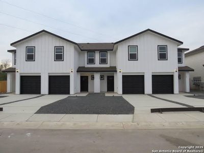 New construction Multi-Family house 11327 Clearmine, San Antonio, TX 78224 - photo 0