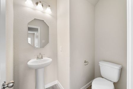 New construction Single-Family house 5320 Latigo Ct, Alvin, TX 77511 null- photo 6 6