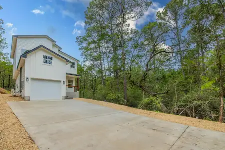 New construction Single-Family house 158 Wainee Dr, Bastrop, TX 78602 - image