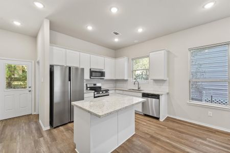 New construction Single-Family house 10178 Barberry St, Willis, TX 77318 - image 7