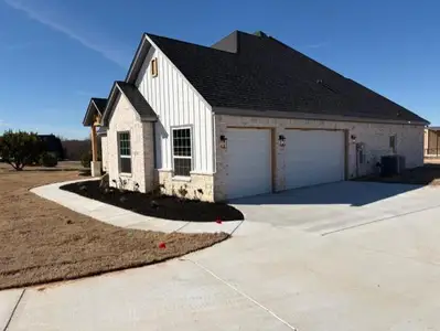 New construction Single-Family house 202 Coalson Xing, Azle, TX 76020 - image