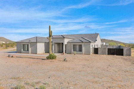 New construction Single-Family house 3462 W Silverdale Road, San Tan Valley, AZ 85144 - photo 2 2