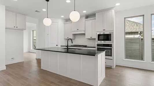 New construction Single-Family house 6706 Hillside View Ln, League City, TX 77546 plan 2797W - image 5
