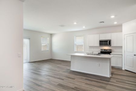 New construction Single-Family house 18366 W Desert Hollow Dr, Wittmann, AZ 85361 null- photo 3 3