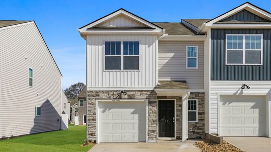 New construction Single-Family house 15 Pleasant Woods Trl, Greenville, SC 29605 plan Pearson - image