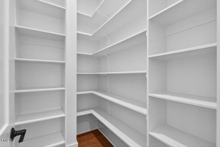 New construction Single-Family house 122 Sanderway Dr, Chapel Hill, NC 27516 null- photo 7 7