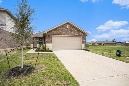 New construction Single-Family house 4333 West Bayou Maison Circle, Dickinson, TX 77539 - photo 0