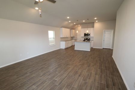 New construction Single-Family house 401 Kingsbury Ave, Princeton, TX 75407 null- photo 9 9