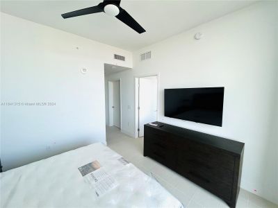 New construction Condo house 601 Ne 1St Ave, Unit LPH 4814, Miami, FL 33132 null- photo 5 5