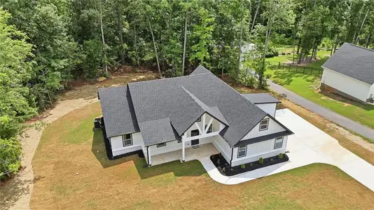 New construction Single-Family house 1020 Oakridge Dr, Griffin, GA 30223 - image