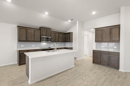 New construction Single-Family house 2637 River Bank Dr, Burleson, TX 76028 plan Dover - image 5