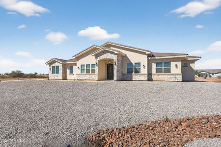 New construction Single-Family house 35682 W Harrison St, Tonopah, AZ 85354 - image