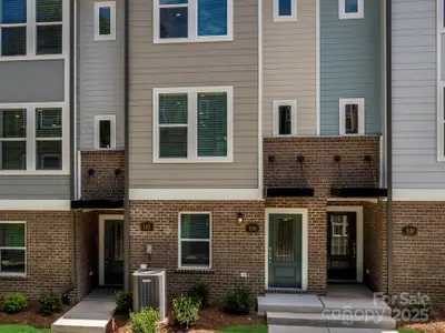 New construction Townhouse house 1116 Bismuth Wy, Charlotte, NC 28211 - image