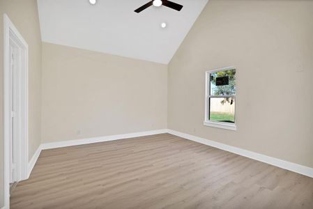 New construction Single-Family house 2320 Oakridge Dr, Balch Springs, TX 75180 null- photo 13 13