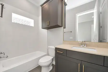 New construction Single-Family house 4026 Blossom St, Houston, TX 77007 - image 5