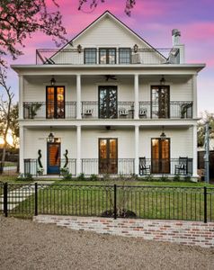 New construction Single-Family house 1804 S 6Th St, Austin, TX 78704 - image