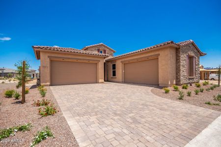 New construction Single-Family house 5743 N 208Th Lane, Buckeye, AZ 85396 Shire- photo 0