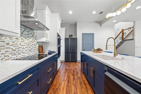 New construction Single-Family house 6325 11Th Ave S, Gulfport, FL 33707 - image 8