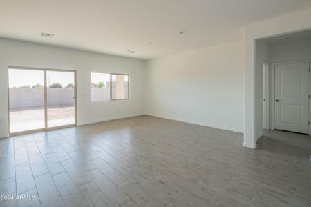 New construction Single-Family house 8534 W Ginger Trl, Casa Grande, AZ 85194 null- photo 5 5