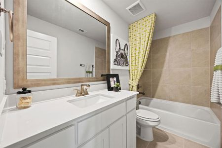 New construction Single-Family house 1427 Golden Meadow Dr, Van Alstyne, TX 75495 plan Kensington DEF - image 4