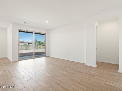 New construction Single-Family house 16070 W Honeysuckle Dr, Surprise, AZ 85387 Avery- photo 17 17