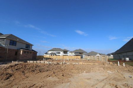 New construction Single-Family house 31210 Blaze Brook Ct, Fulshear, TX 77423 The Harvard- photo 4 4