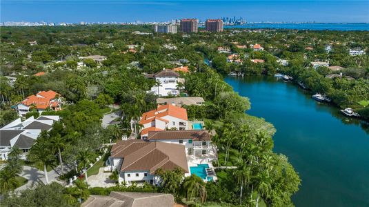 New construction Single-Family house 361 Los Pinos Pl, Coral Gables, FL 33143 null- photo 10 10