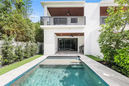 New construction Townhouse house 815 Ne 17Th Ter, Fort Lauderdale, FL 33304 - image