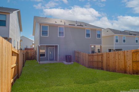 New construction Multi-Family house 12352 Montgomery Frst, San Antonio, TX 78252 - image 4