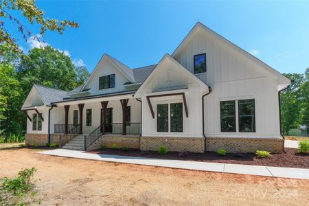 New construction Single-Family house 7015 Hannon Lane, Lancaster, SC 29720 - photo 0