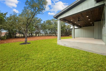 New construction Single-Family house 32 Peace Pipe, Wimberley, TX 78676 null- photo 35 35