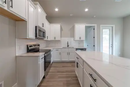 New construction Single-Family house 639 Magnolia Ln, Cottonwood Shores, TX 78657 - image 3