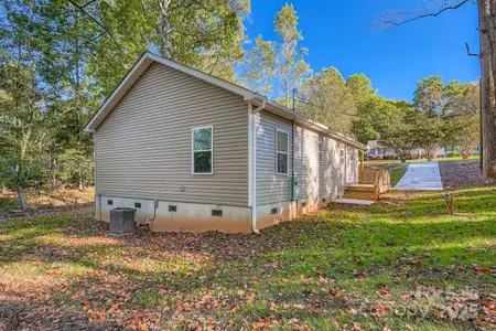 New construction Single-Family house 735 Morningside Dr, Gaston, NC 28120 - image