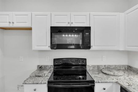 New construction Single-Family house 407 N Dallas St, Rice, TX 75155 null- photo 9 9