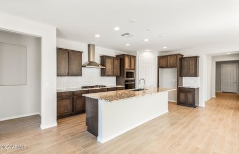 New construction Single-Family house 7206 W Gambit Trl, Peoria, AZ 85383 Parklane- photo 8 8