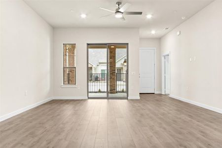 New construction Townhouse house 2617 Chablis Dr, Grand Prairie, TX 75054 null- photo 3 3