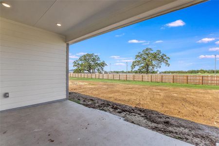 New construction Single-Family house 226 Great Northern Dr, Cedar Creek, TX 78612 Elderberry- photo 8 8