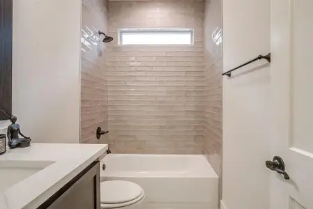 New construction Single-Family house 3221 Nw 25Th St, Fort Worth, TX 76106 - image 7