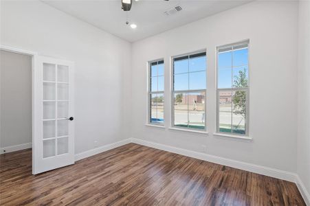 New construction Single-Family house 613 Brazos Dr, Van Alstyne, TX 75495 - image 17