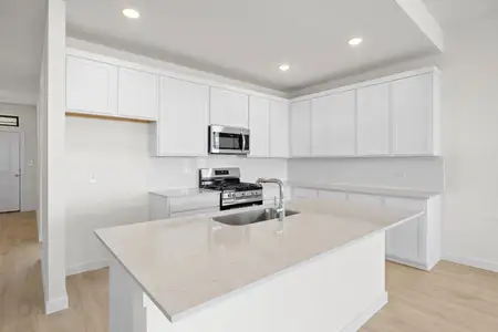 New construction Single-Family house 112 Divisadero Dr, Hutto, TX 78634 plan Trinity - image 6