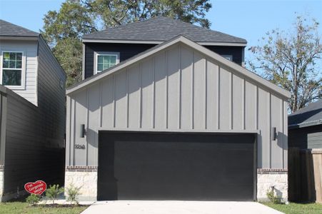 New construction Single-Family house 954 A Junell St, Houston, TX 77088 - image