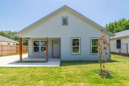 New construction Single-Family house 1526 E Cannon Street, Fort Worth, TX 76104 - photo 0