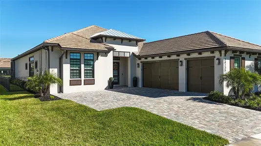 New construction Single-Family house 34135 Tompion Way, Wesley Chapel, FL 33543 - image