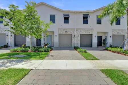 New construction Townhouse house 975 Nw 3Rd Ter, Pompano Beach, FL 33060 - image