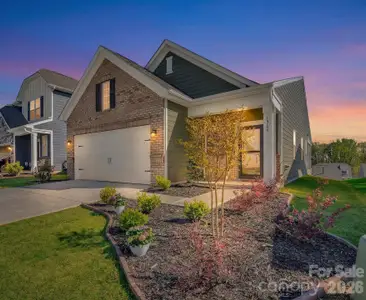 New construction Single-Family house 1745 Otter Perch Ln, Fort Mill, SC 29715 plan Chiffon - image