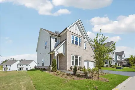 New construction Single-Family house 206 E Harbor Dr, Dawsonville, GA 30534 plan Leyland - image