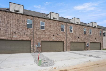 New construction Townhouse house 2304 Bulin Dr, Mansfield, TX 76063 Berkeley Homeplan- photo 25 25