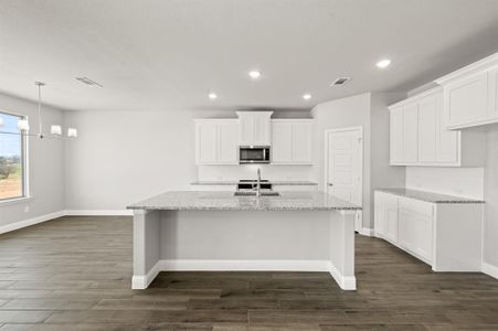 New construction Single-Family house 7016 Ranch View Pl, Springtown, TX 76082 plan The Carter - image 6