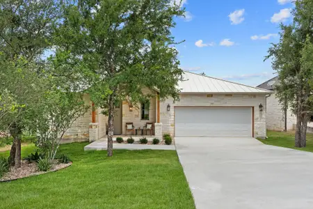 New construction Single-Family house 1110 Monterrey Oak Cir, Marble Falls, TX 78654 null- photo 0