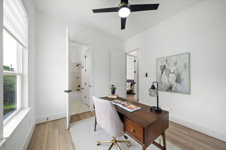 New construction Single-Family house 7117 Goforth St, Houston, TX 77021 - image 13